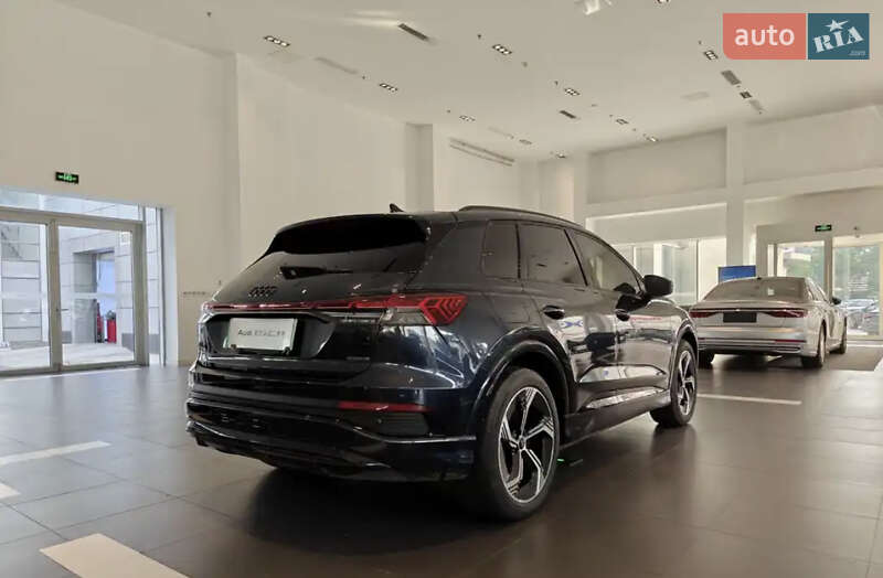 Позашляховик / Кросовер Audi Q4 e-tron 2023 в Львові