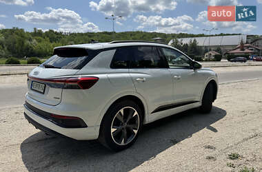 Внедорожник / Кроссовер Audi Q4 e-tron 2024 в 
