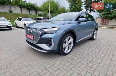 Позашляховик / Кросовер Audi Q4 e-tron 2023 в 