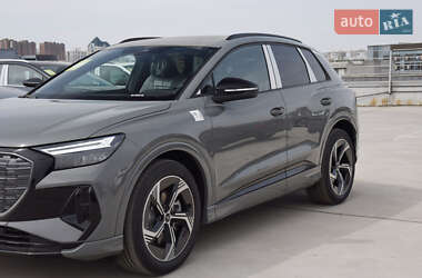 Внедорожник / Кроссовер Audi Q4 e-tron 2025 в 
