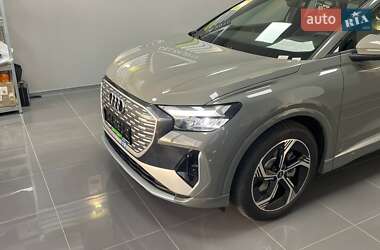 Внедорожник / Кроссовер Audi Q4 e-tron 2025 в 