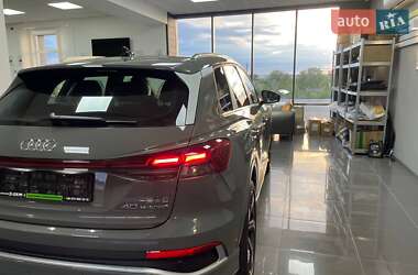 Внедорожник / Кроссовер Audi Q4 e-tron 2025 в 