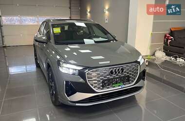 Внедорожник / Кроссовер Audi Q4 e-tron 2025 в 
