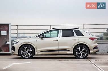 Внедорожник / Кроссовер Audi Q4 e-tron 2024 в 