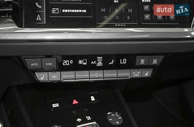 Внедорожник / Кроссовер Audi Q4 e-tron 2024 в 