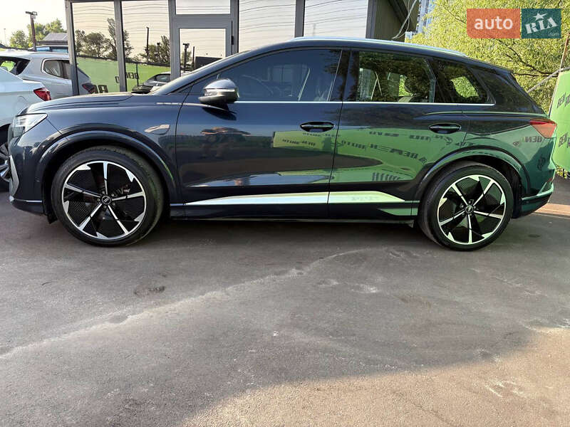 Позашляховик / Кросовер Audi Q4 e-tron 2024 в Києві