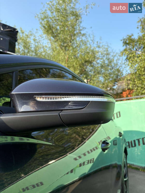 Позашляховик / Кросовер Audi Q4 e-tron 2024 в Києві
