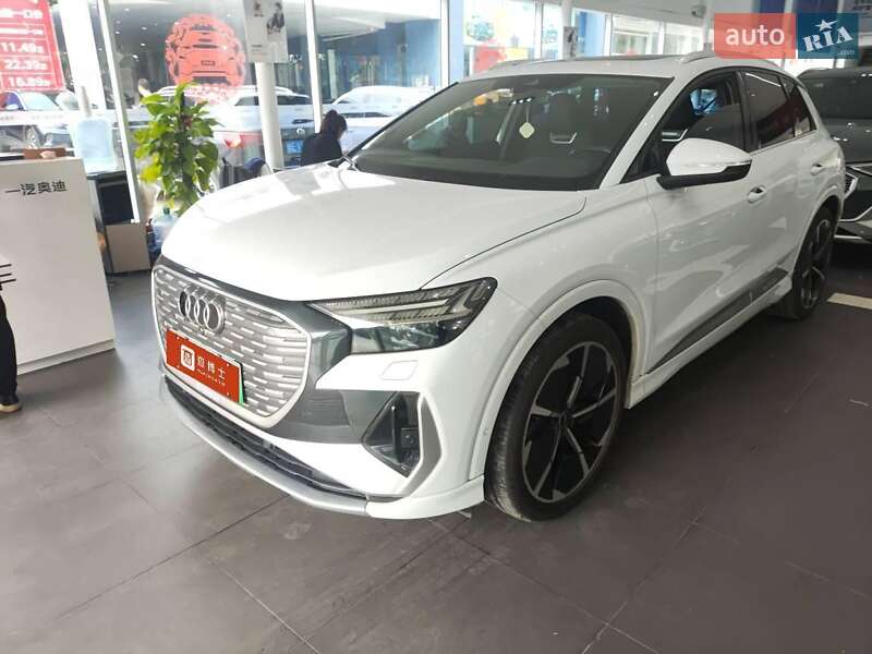 Внедорожник / Кроссовер Audi Q4 e-tron 2023 в Днепре