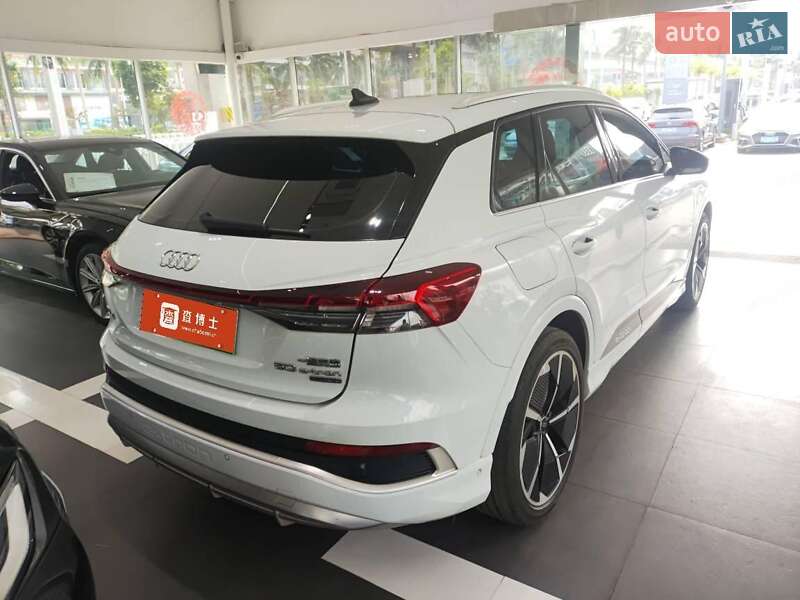 Внедорожник / Кроссовер Audi Q4 e-tron 2023 в Днепре
