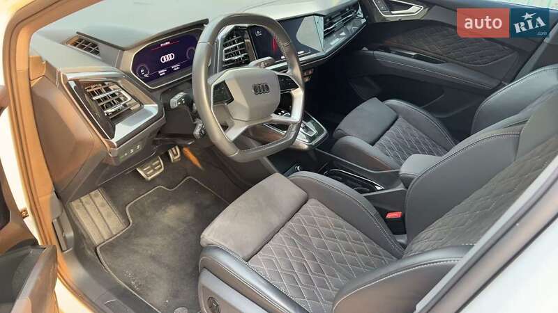Внедорожник / Кроссовер Audi Q4 e-tron 2023 в Днепре