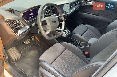 Внедорожник / Кроссовер Audi Q4 e-tron 2023 в 