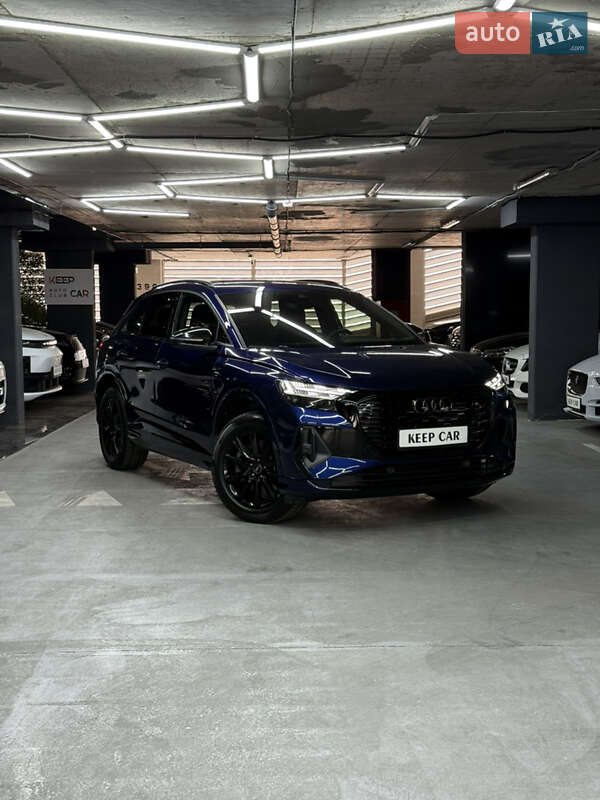 Audi Q4 e-tron 2023