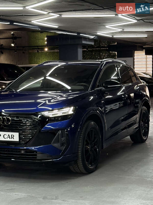 Позашляховик / Кросовер Audi Q4 e-tron 2023 в Одесі