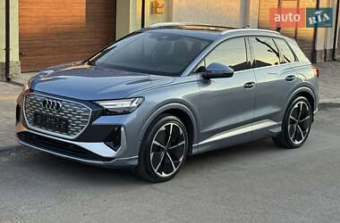 Внедорожник / Кроссовер Audi Q4 e-tron 2023 в 