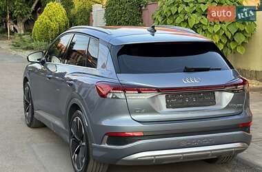 Внедорожник / Кроссовер Audi Q4 e-tron 2023 в 