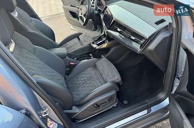 Внедорожник / Кроссовер Audi Q4 e-tron 2023 в 