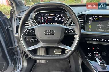 Внедорожник / Кроссовер Audi Q4 e-tron 2023 в 