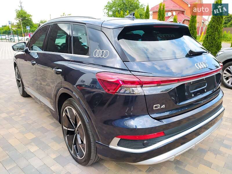 Позашляховик / Кросовер Audi Q4 e-tron 2023 в Києві