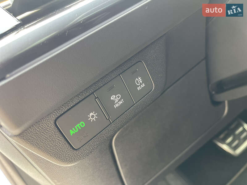 Внедорожник / Кроссовер Audi Q4 e-tron 2022 в Днепре фото 21 Внедорожник / Кроссовер Audi Q4 e-tron 2022 в Днепре