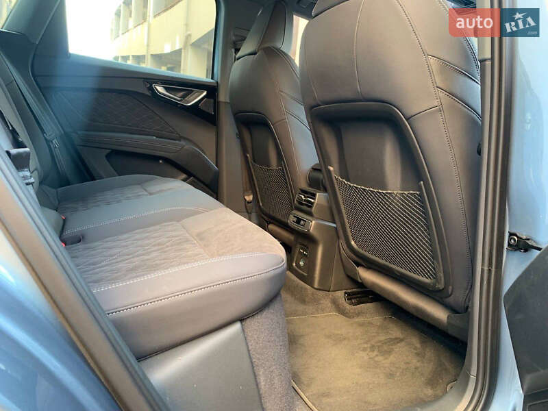 Внедорожник / Кроссовер Audi Q4 e-tron 2023 в Киеве