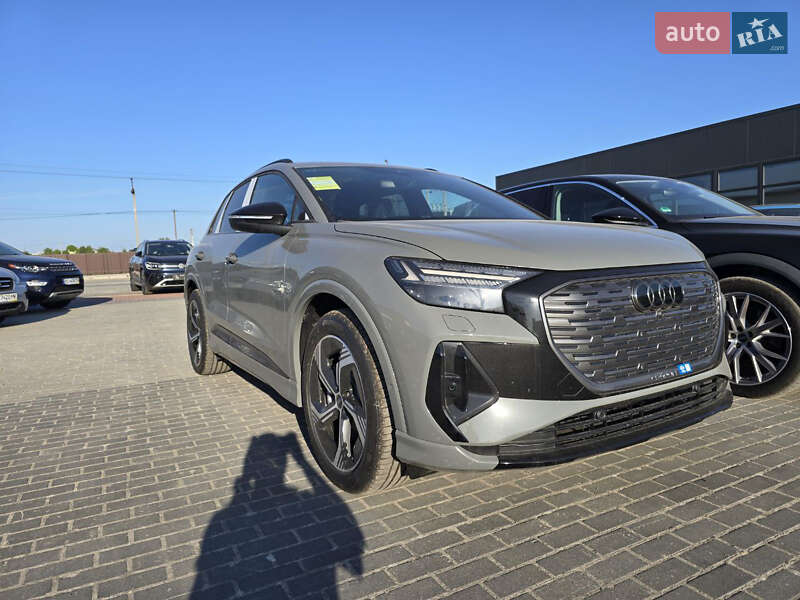 Внедорожник / Кроссовер Audi Q4 e-tron 2025 в Львове
