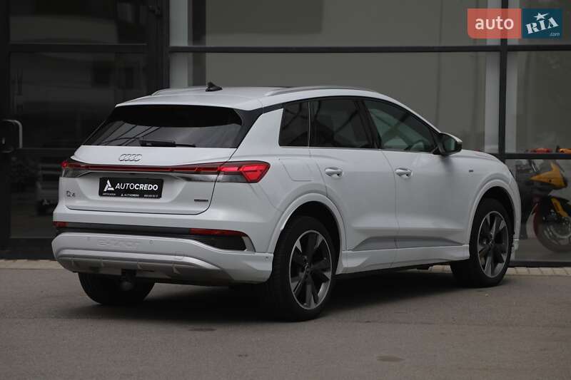 Позашляховик / Кросовер Audi Q4 e-tron 2023 в Харкові