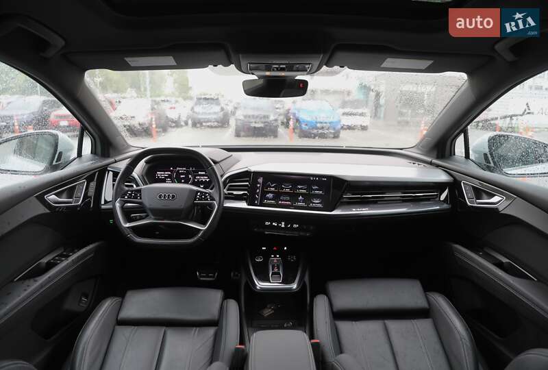 Позашляховик / Кросовер Audi Q4 e-tron 2023 в Харкові