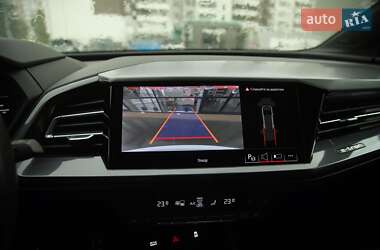 Внедорожник / Кроссовер Audi Q4 e-tron 2023 в 