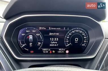 Позашляховик / Кросовер Audi Q4 e-tron 2023 в 