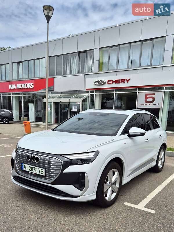 Внедорожник / Кроссовер Audi Q4 e-tron 2023 в Белой Церкви