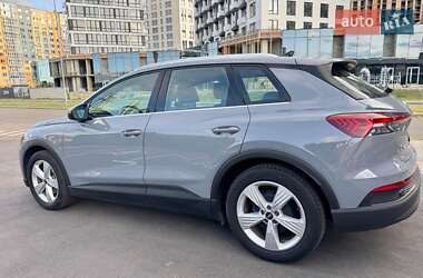 Внедорожник / Кроссовер Audi Q4 e-tron 2022 в 
