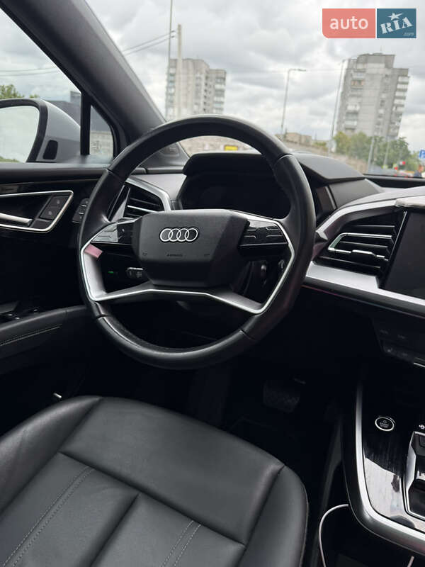 Внедорожник / Кроссовер Audi Q4 e-tron 2023 в Чернигове