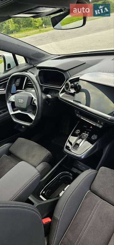 Внедорожник / Кроссовер Audi Q4 e-tron 2022 в Львове