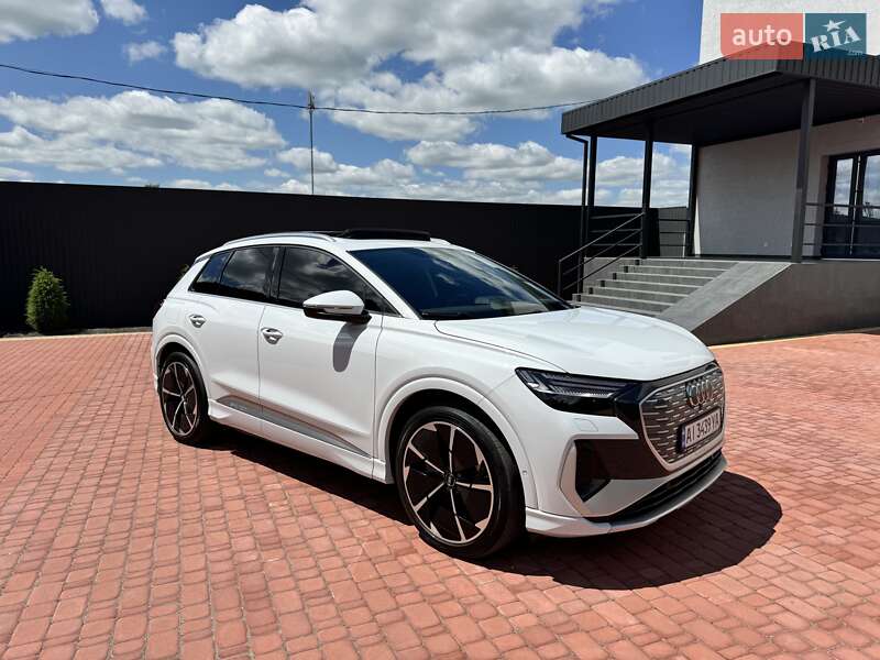 Внедорожник / Кроссовер Audi Q4 e-tron 2022 в Жашкове