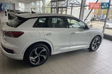 Внедорожник / Кроссовер Audi Q4 e-tron 2025 в 