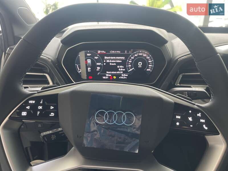 Позашляховик / Кросовер Audi Q4 e-tron 2025 в Львові