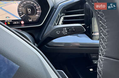 Внедорожник / Кроссовер Audi Q4 e-tron 2025 в 