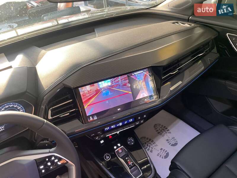 Позашляховик / Кросовер Audi Q4 e-tron 2025 в Черкасах