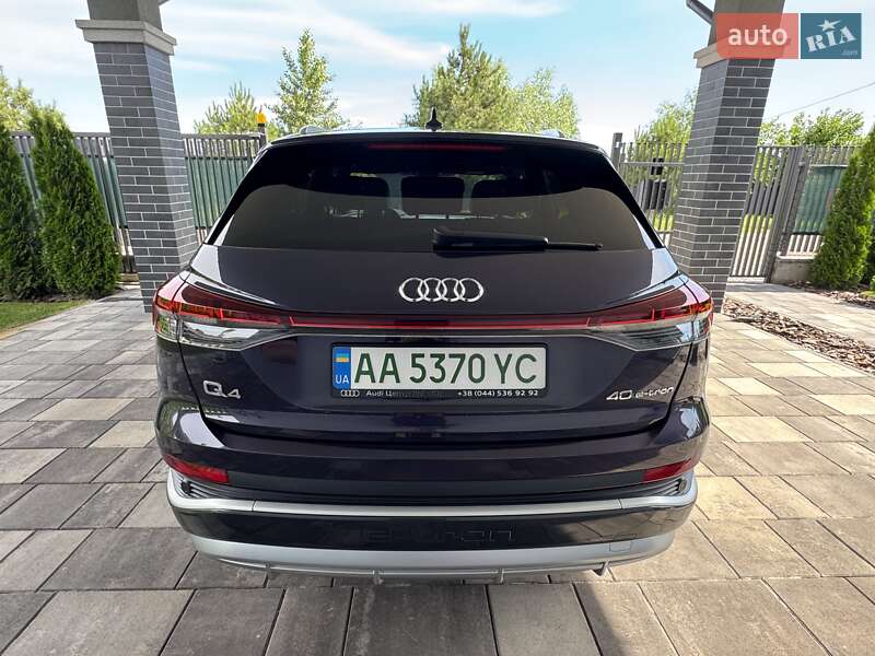 Внедорожник / Кроссовер Audi Q4 e-tron 2022 в Киеве
