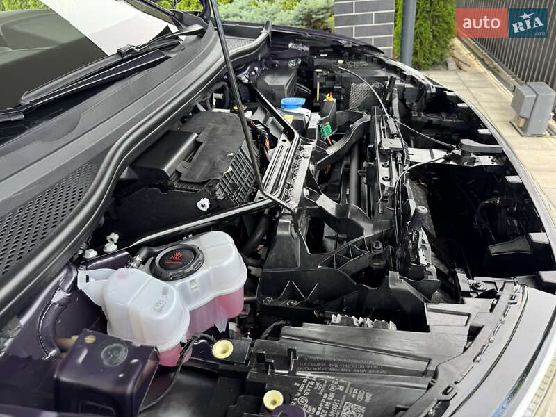 Внедорожник / Кроссовер Audi Q4 e-tron 2022 в Киеве