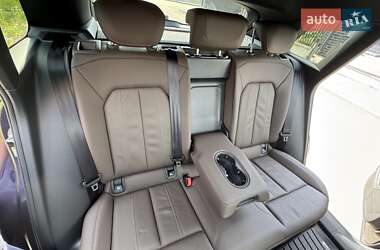 Позашляховик / Кросовер Audi Q4 e-tron 2022 в 