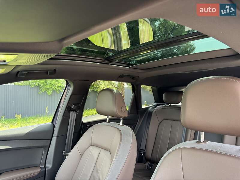 Внедорожник / Кроссовер Audi Q4 e-tron 2022 в Киеве