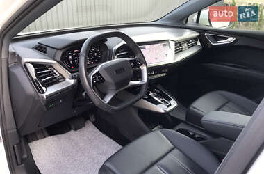 Внедорожник / Кроссовер Audi Q4 e-tron 2023 в 