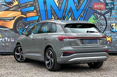 Позашляховик / Кросовер Audi Q4 e-tron 2025 в 