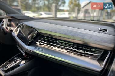 Внедорожник / Кроссовер Audi Q4 e-tron 2024 в 