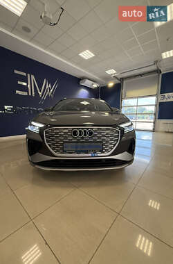 Внедорожник / Кроссовер Audi Q4 e-tron 2025 в 