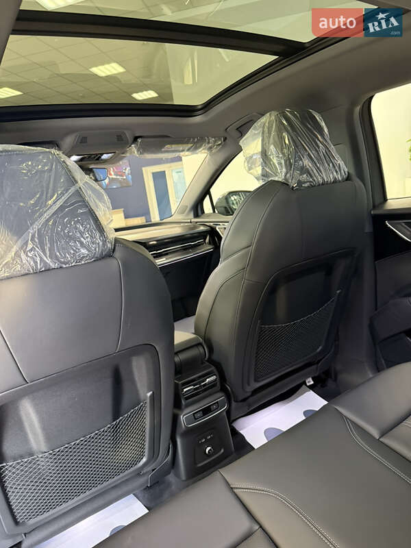 Позашляховик / Кросовер Audi Q4 e-tron 2025 в Кропивницькому