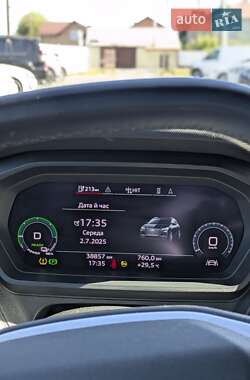 Внедорожник / Кроссовер Audi Q4 e-tron 2021 в 