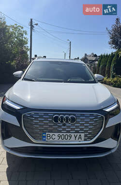 Внедорожник / Кроссовер Audi Q4 e-tron 2023 в Львове