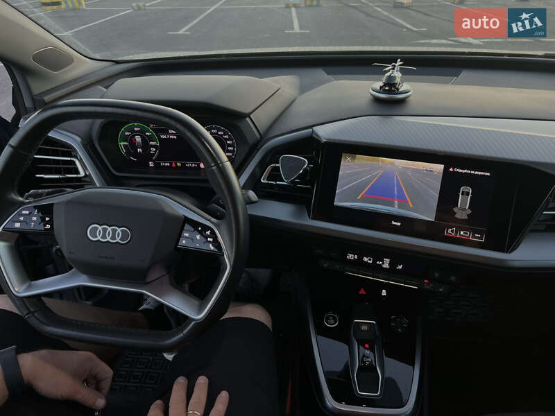 Внедорожник / Кроссовер Audi Q4 e-tron 2021 в Львове